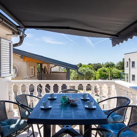 Perecinec Apartman *